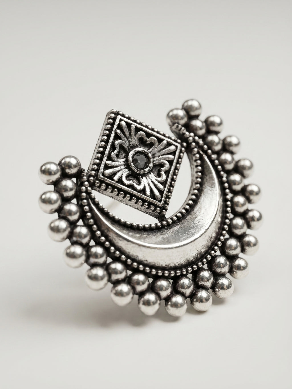 Chaand Earrings