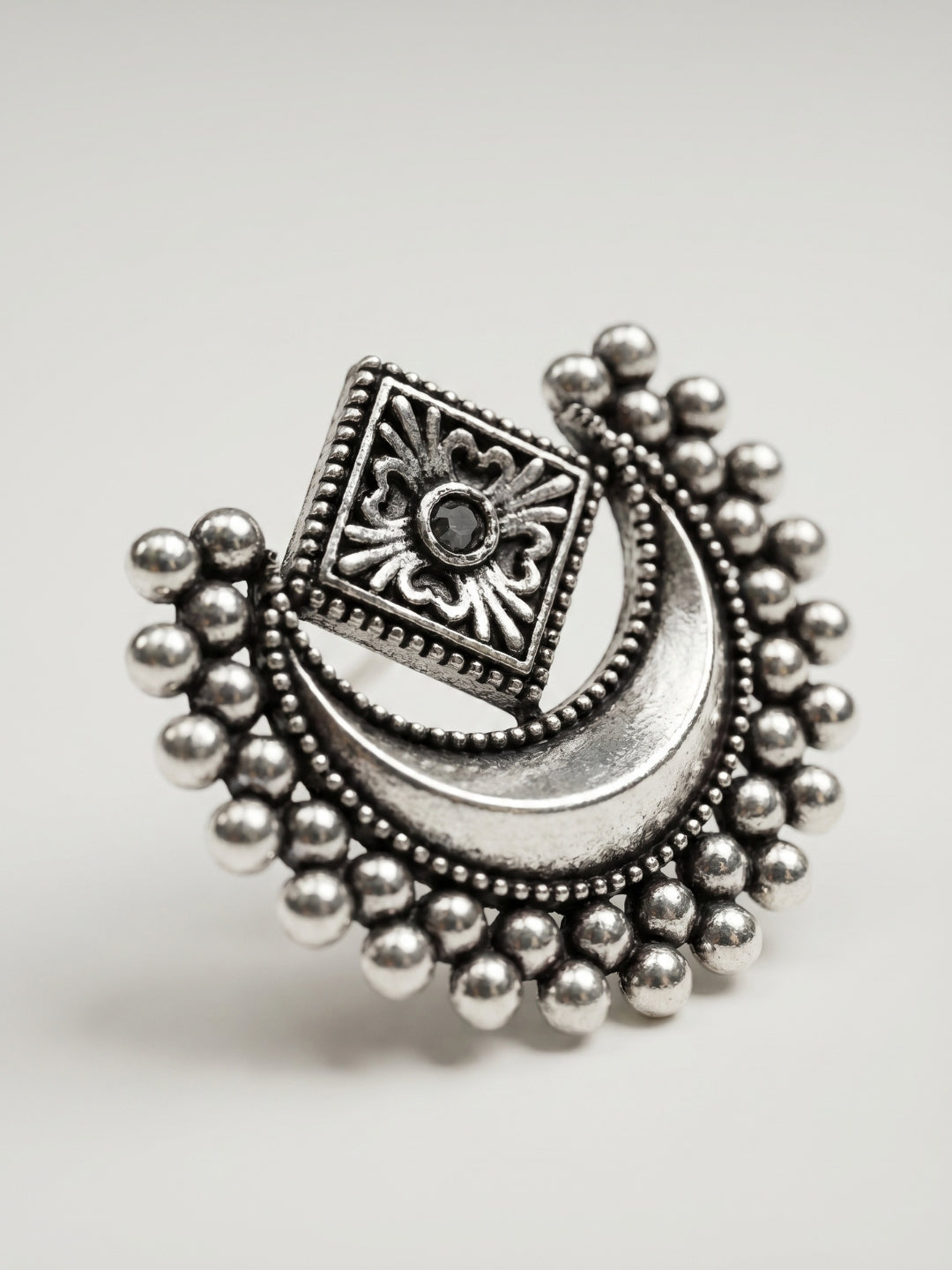 Chaand Earrings