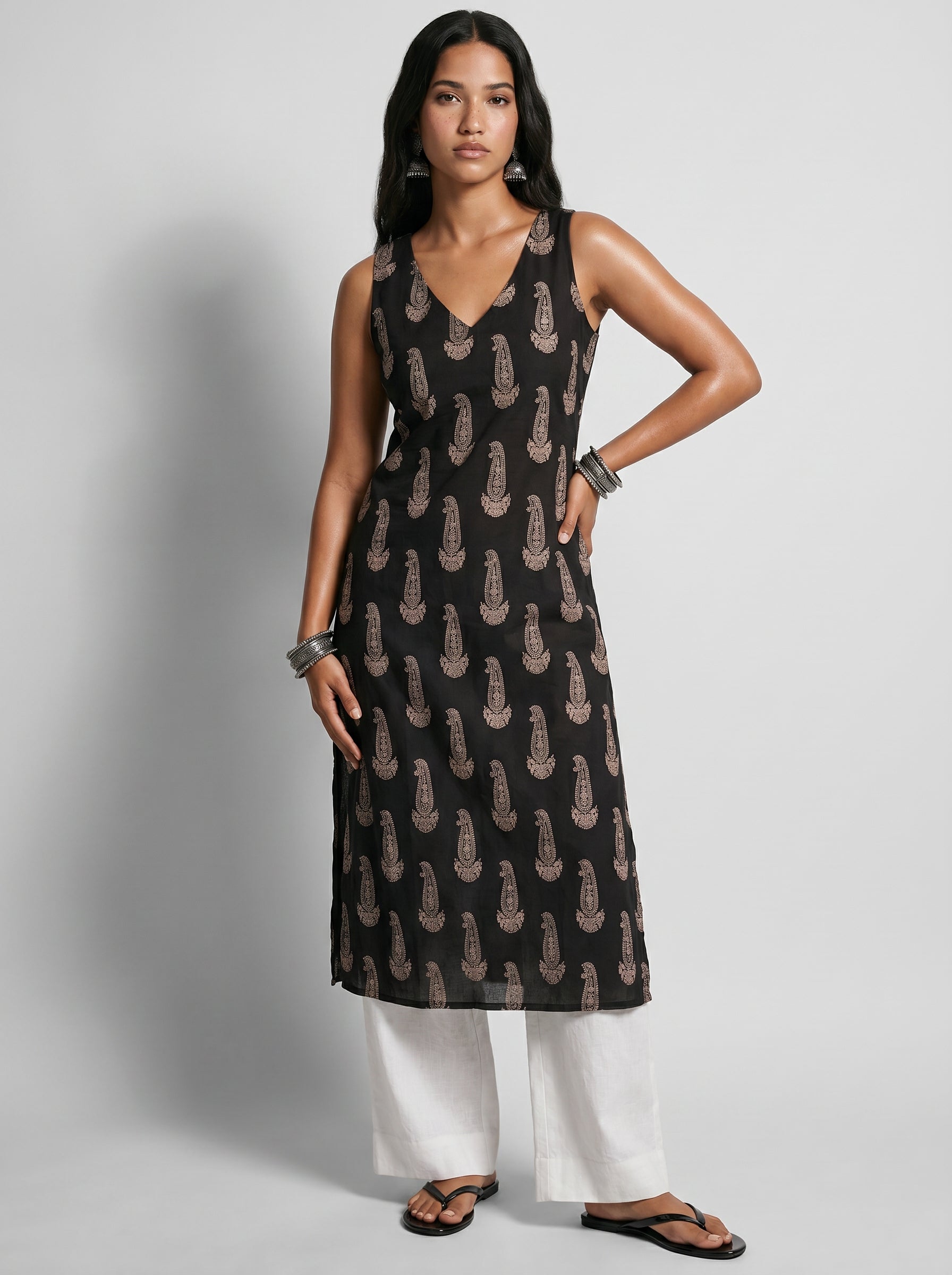Arzoo V Neck V-Neck Kurti Top
