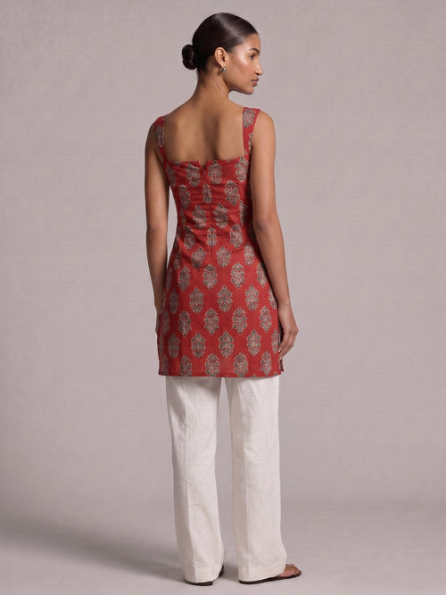 Anshika Wide Shoulder Strap Structured Kurti Top