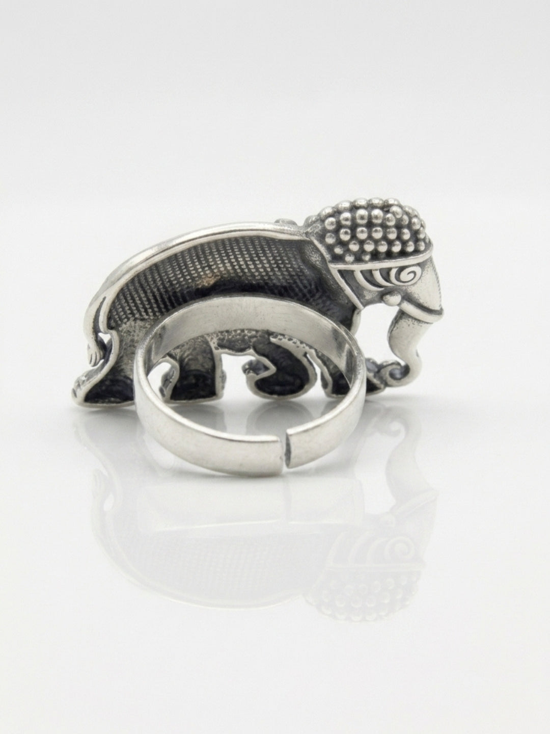 Kunj Ring