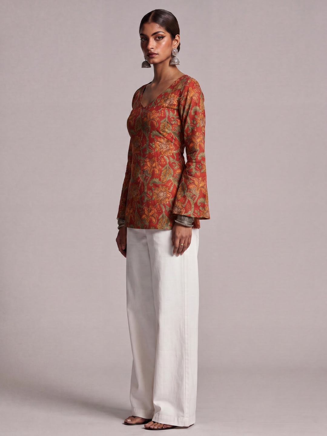 Kareen Backless Sleeved Corset Kurti Top