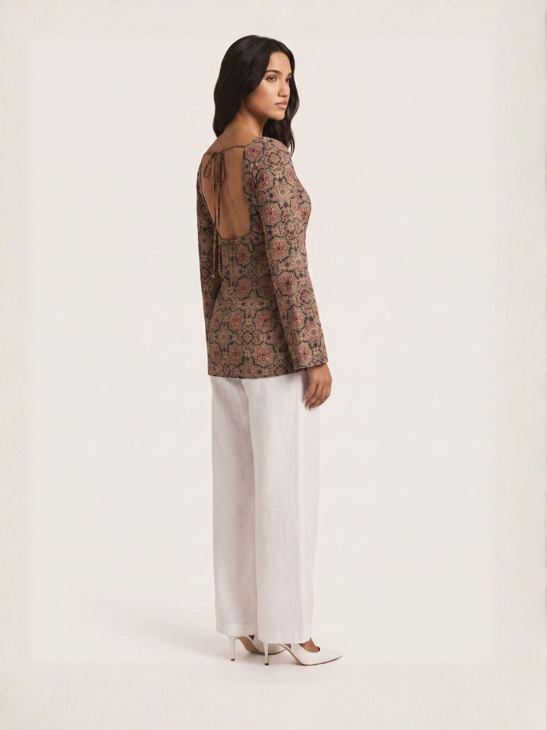 ZARI SLEEVED DEEP BACK KURTI