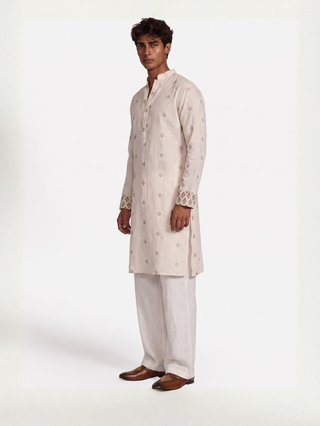 Nek Inverted Sleeves Long Structured Kurti Top