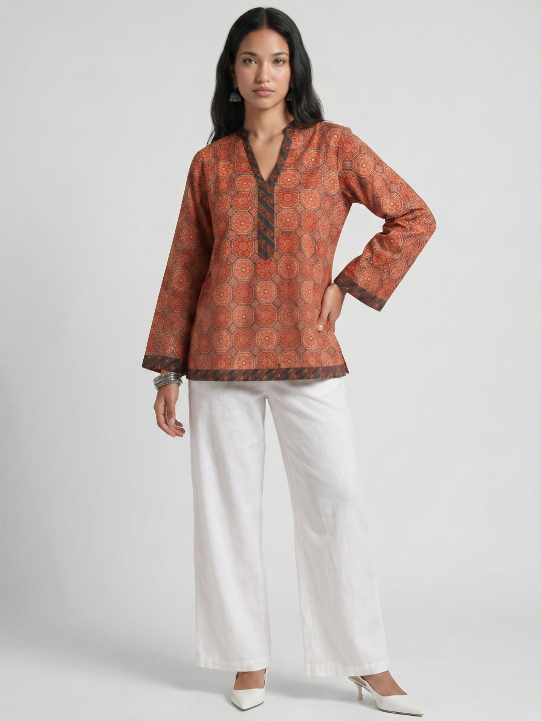 Vaari Sleeved Structured Kurti Top