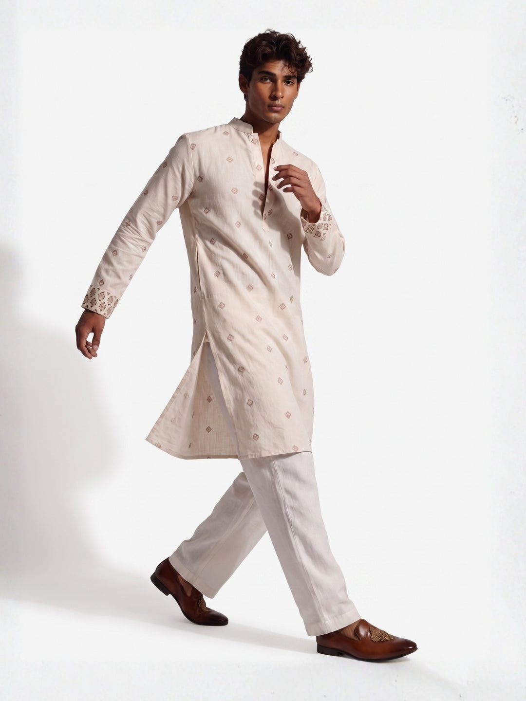 Nek Inverted Sleeves Long Structured Kurti Top