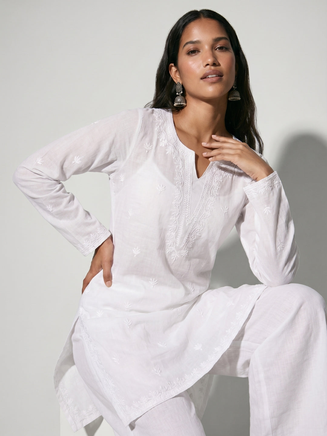 Arka Mul Chikankari Kurti
