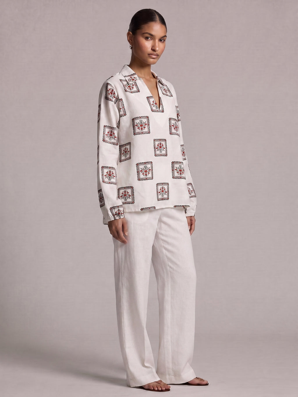 Omira Sleeved Structured Top