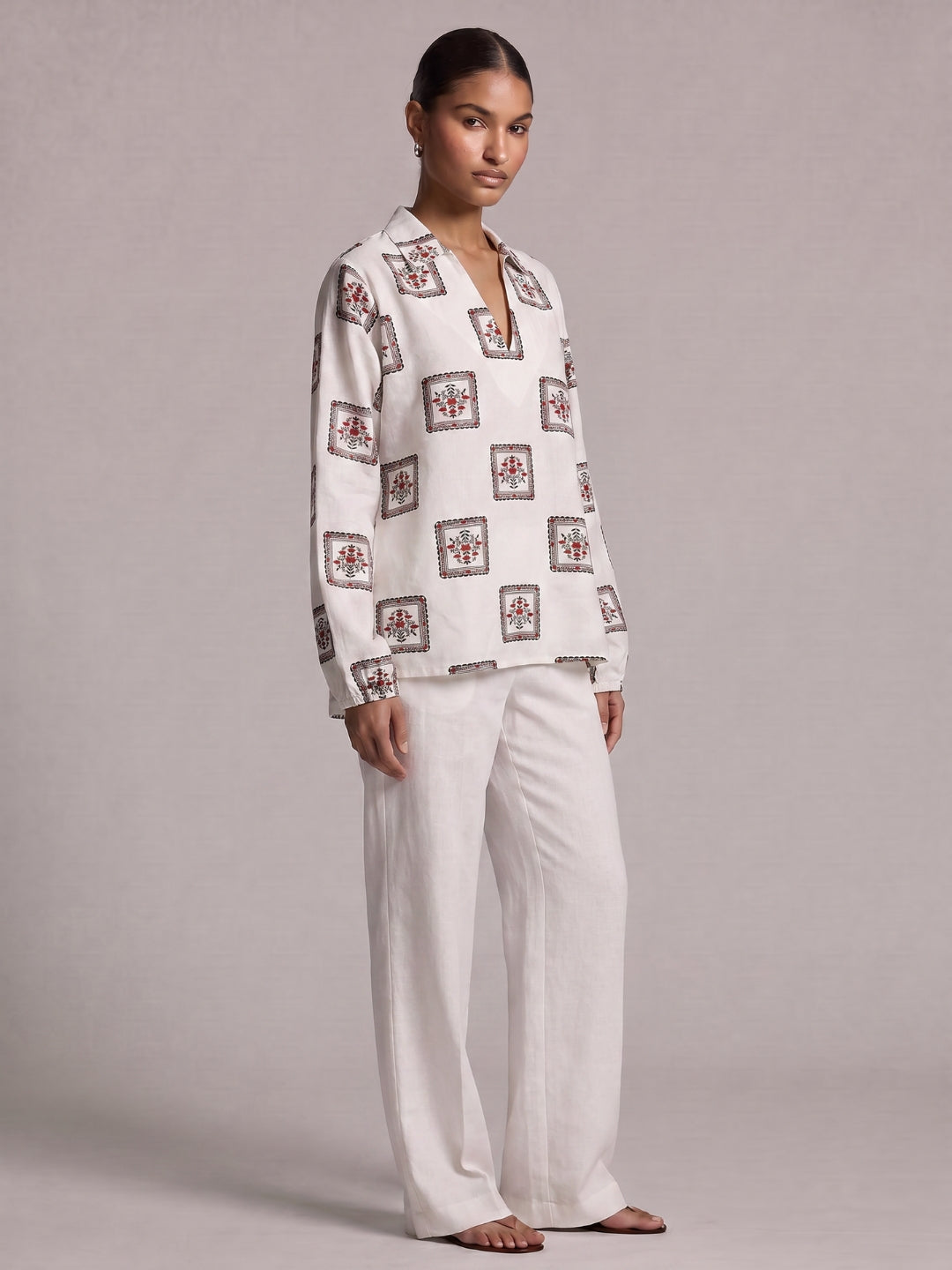 Omira Sleeved Structured Top