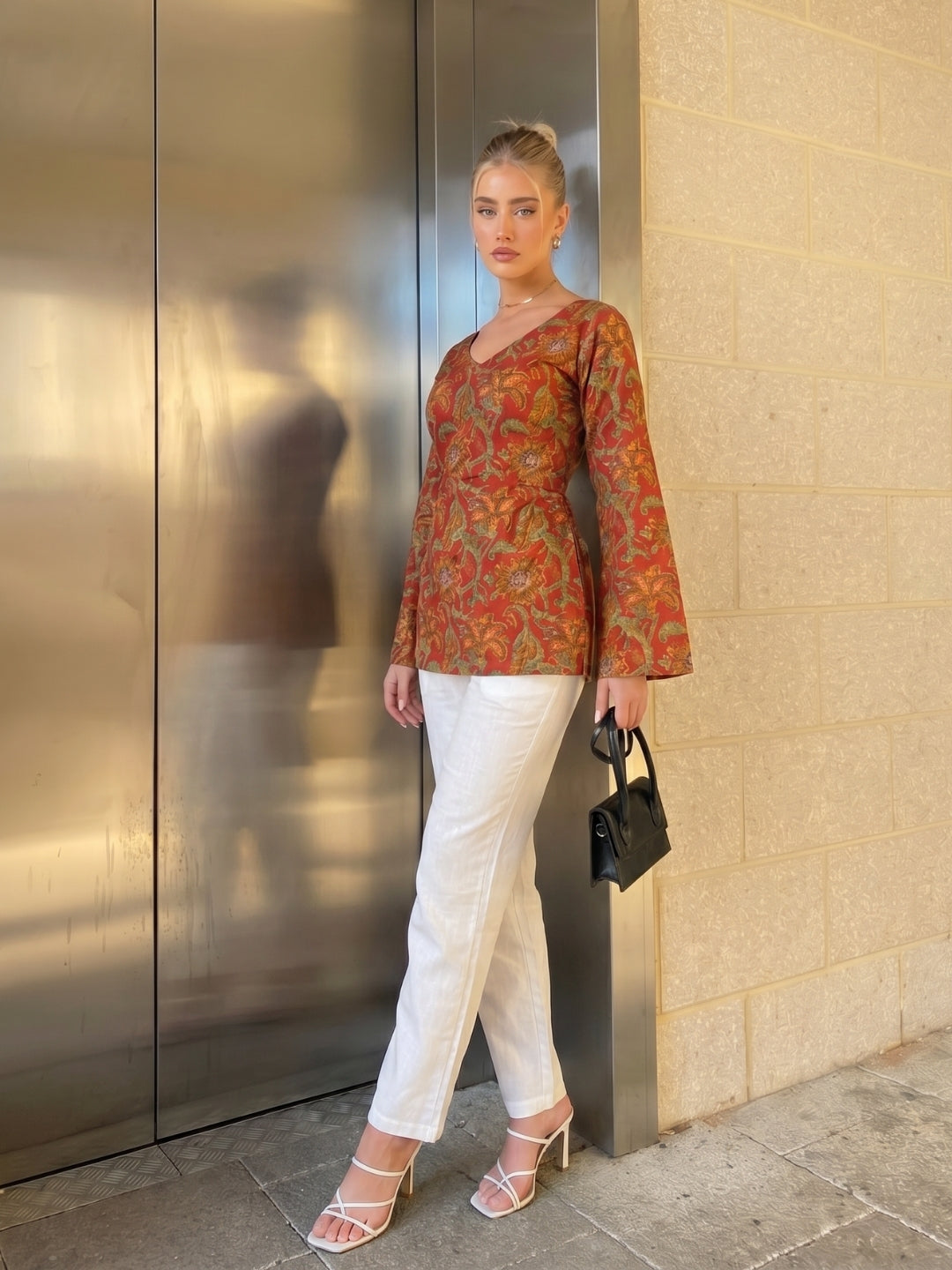 Kareen Backless Sleeved Corset Kurti Top