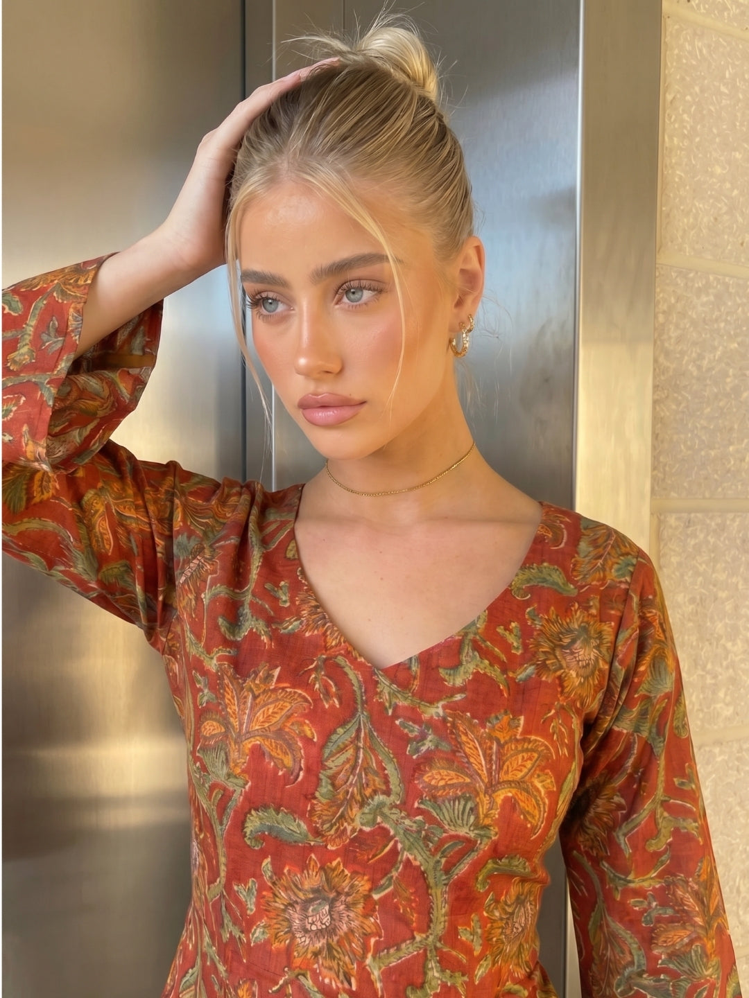Kareen Backless Sleeved Corset Kurti Top