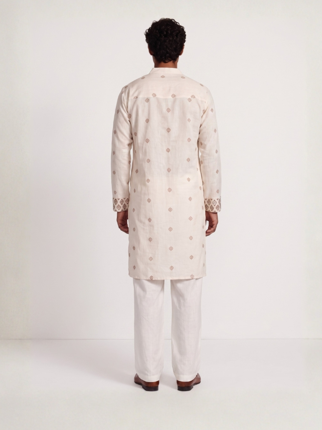 Nek Inverted Sleeves Long Structured Kurti Top