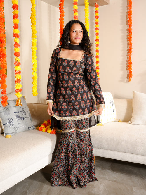 Saaz Sleeved Corset & Sharara Set