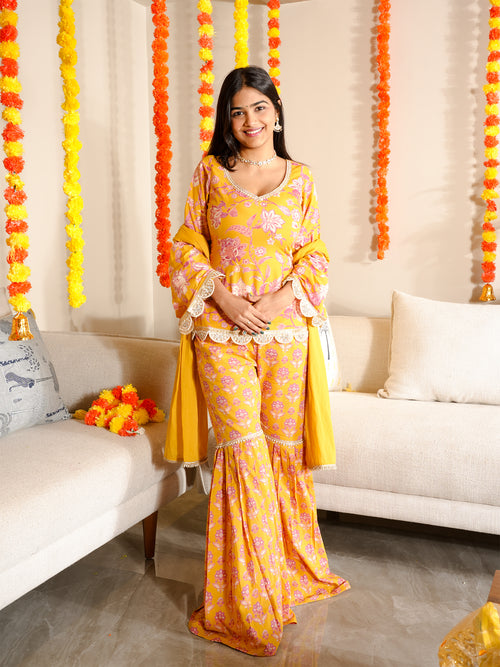 Inaaz Sleeved Corset Sharara Set