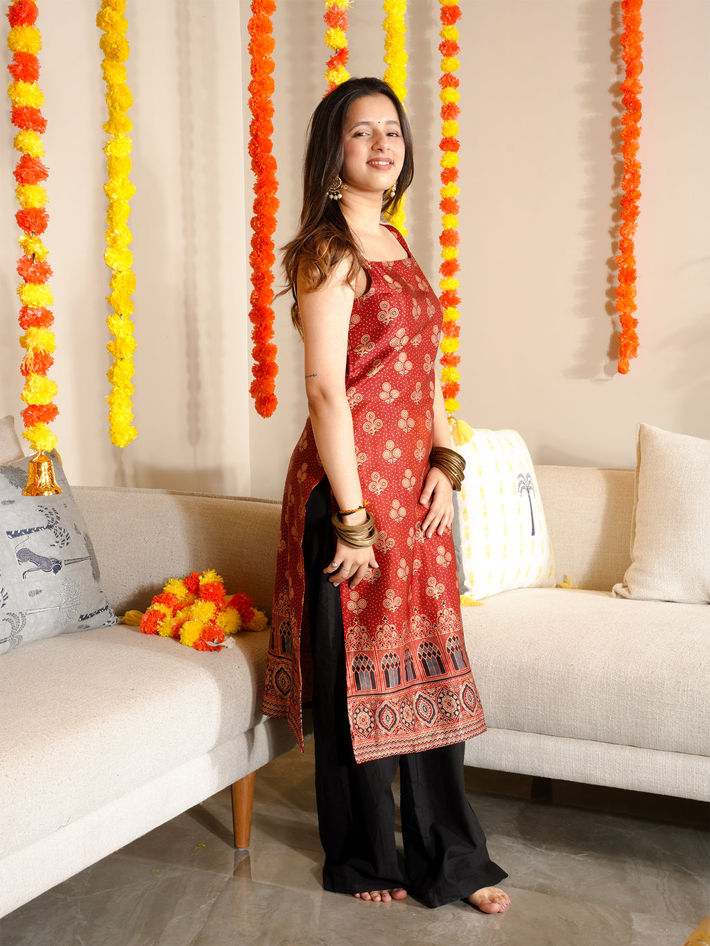 Suhana Squareneck Structured Kurti Top
