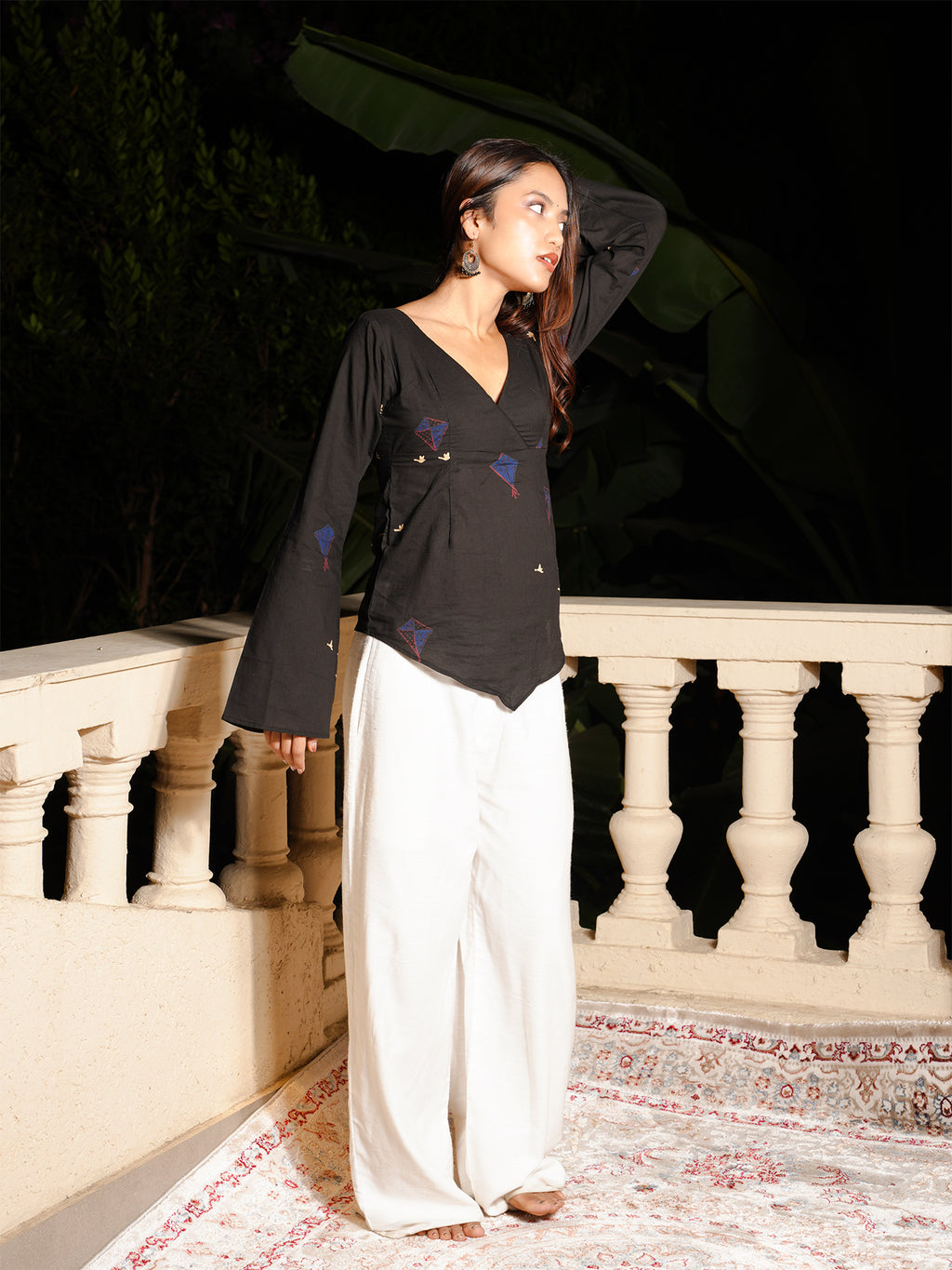 Arna Bell Sleeved Structured Top