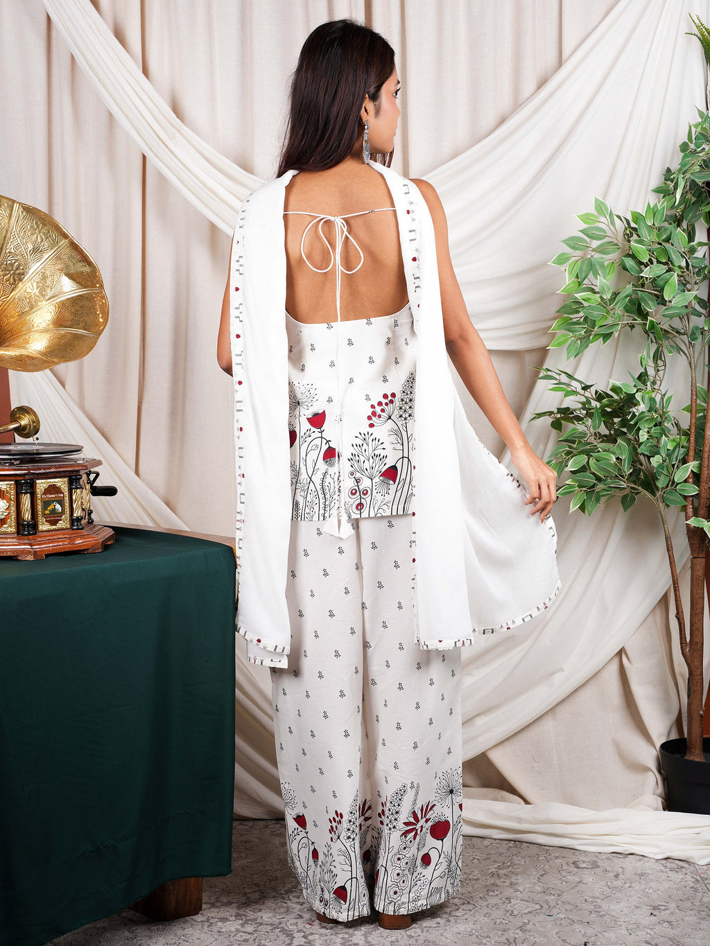 Gun-Gun Pant & Dupatta Set