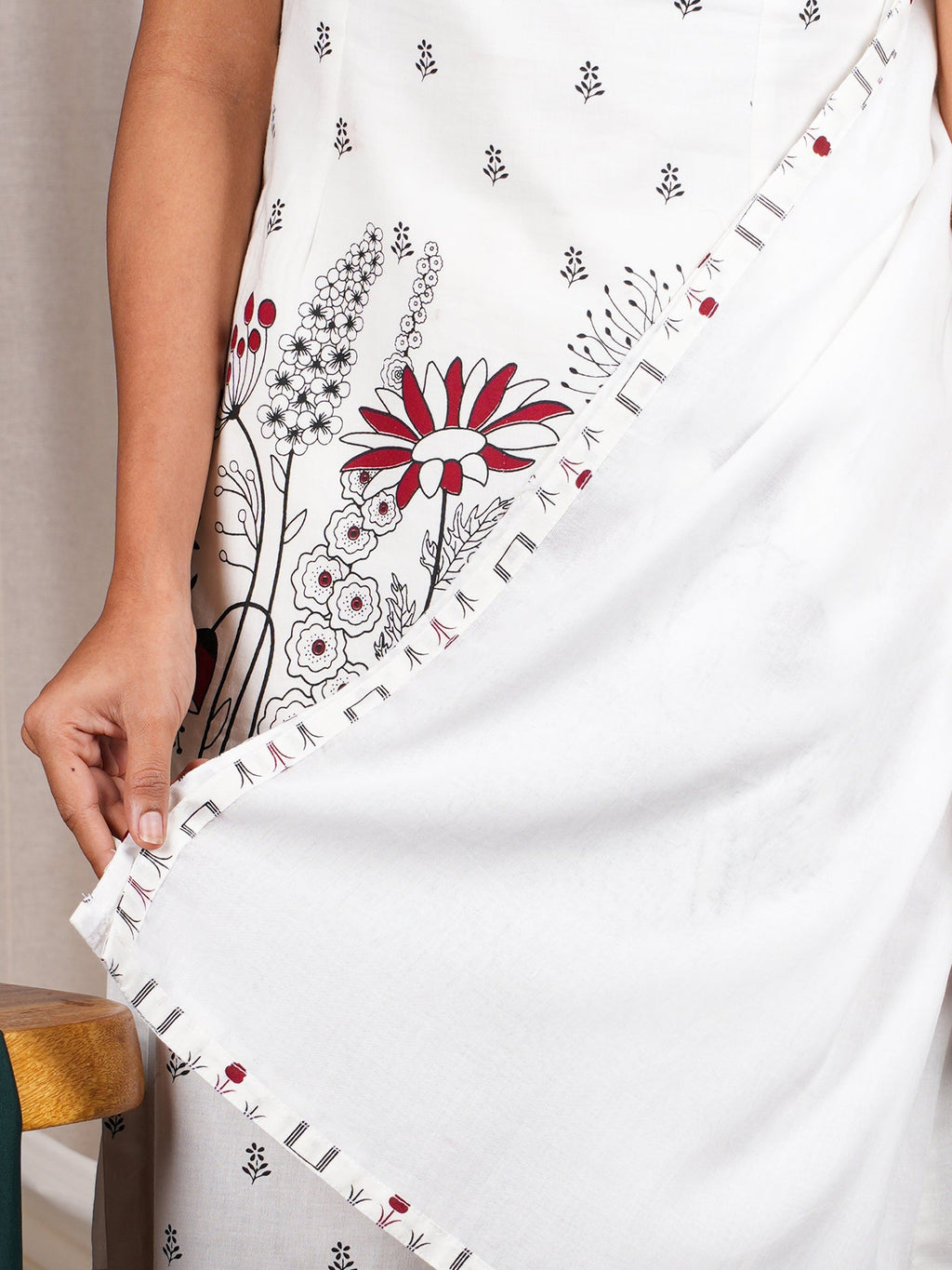 Gun-Gun Pant & Dupatta Set