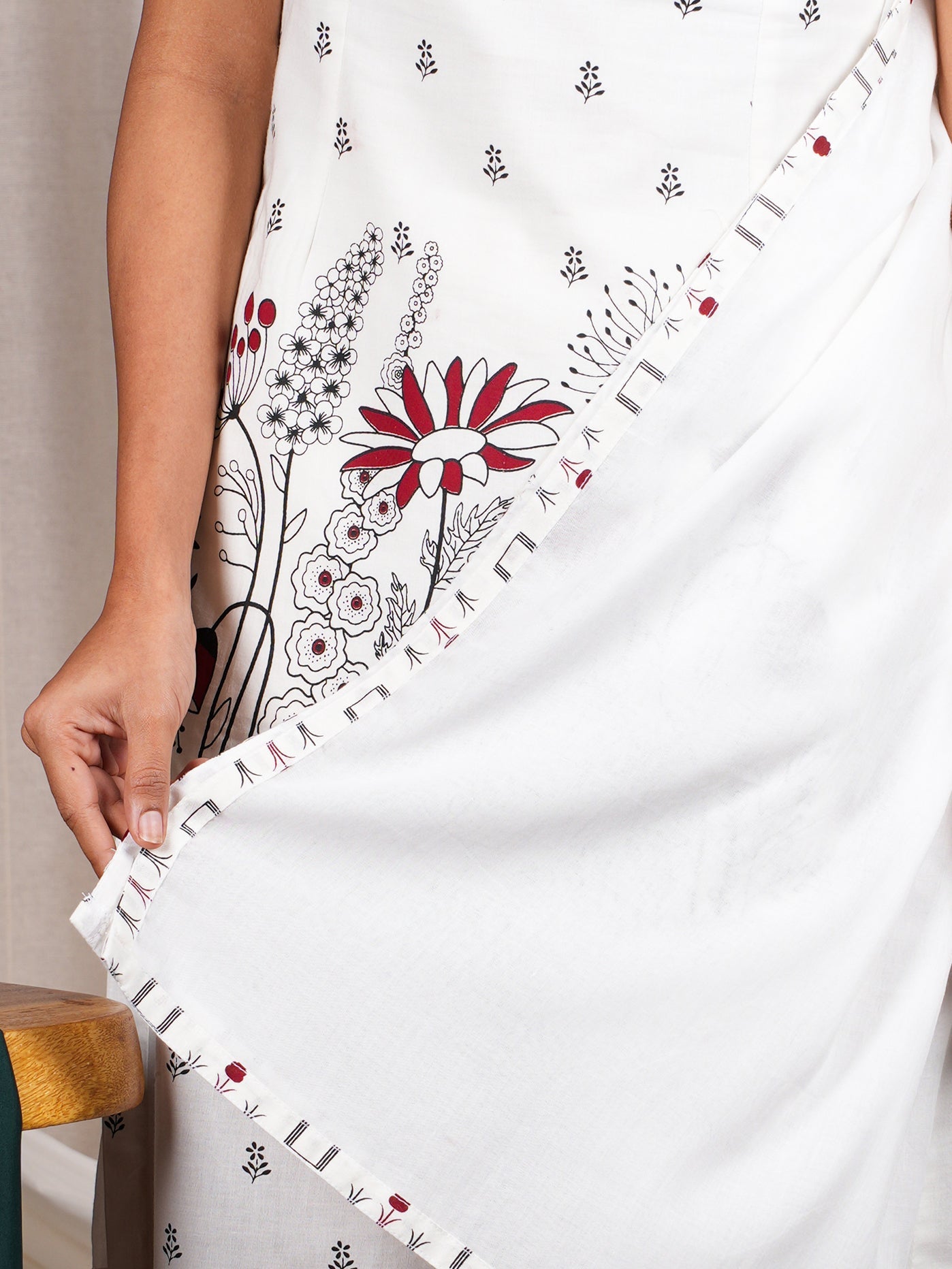 Gun-Gun Pant & Dupatta Set