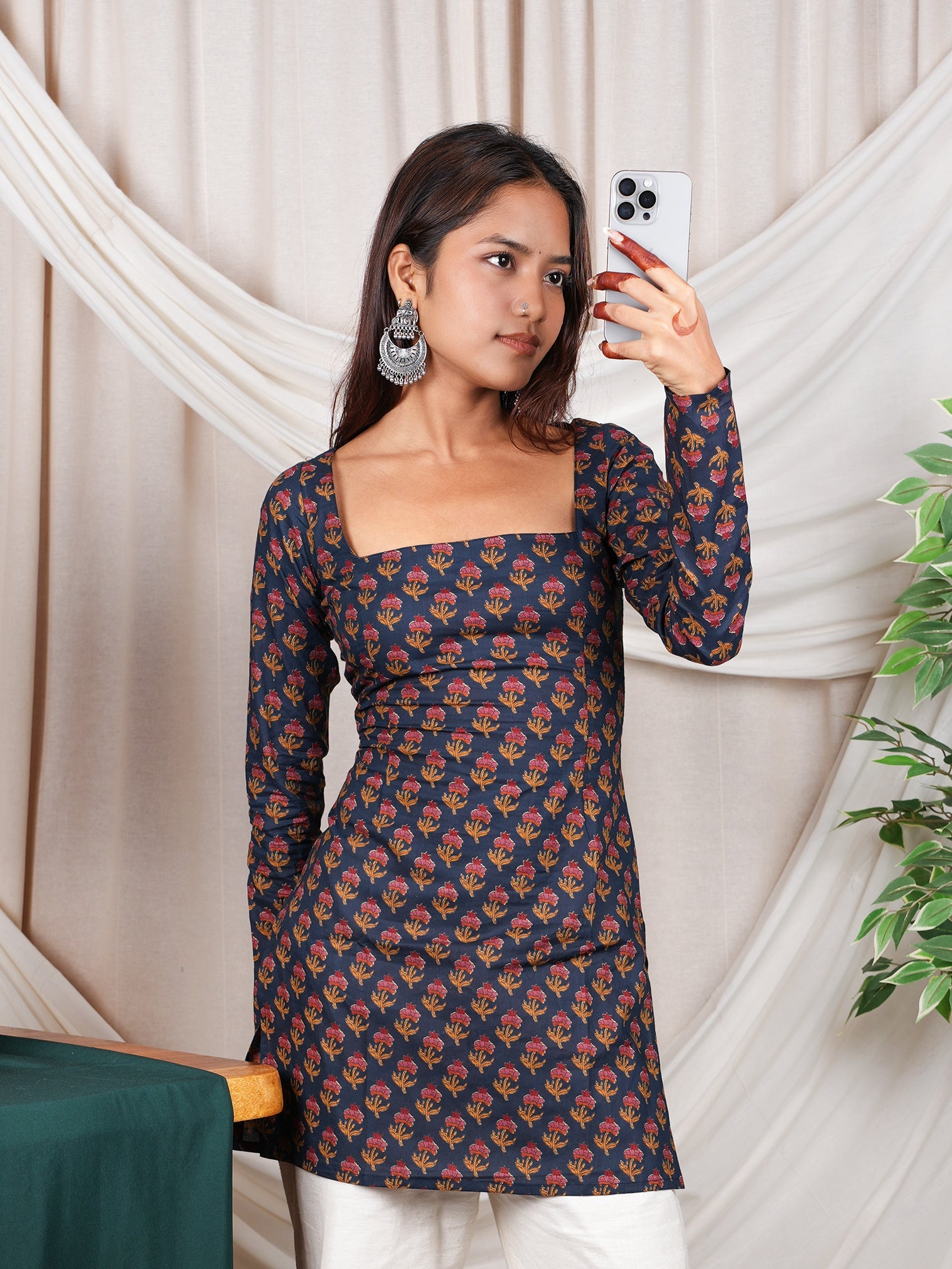 Amara Sleeved Corset Kurti