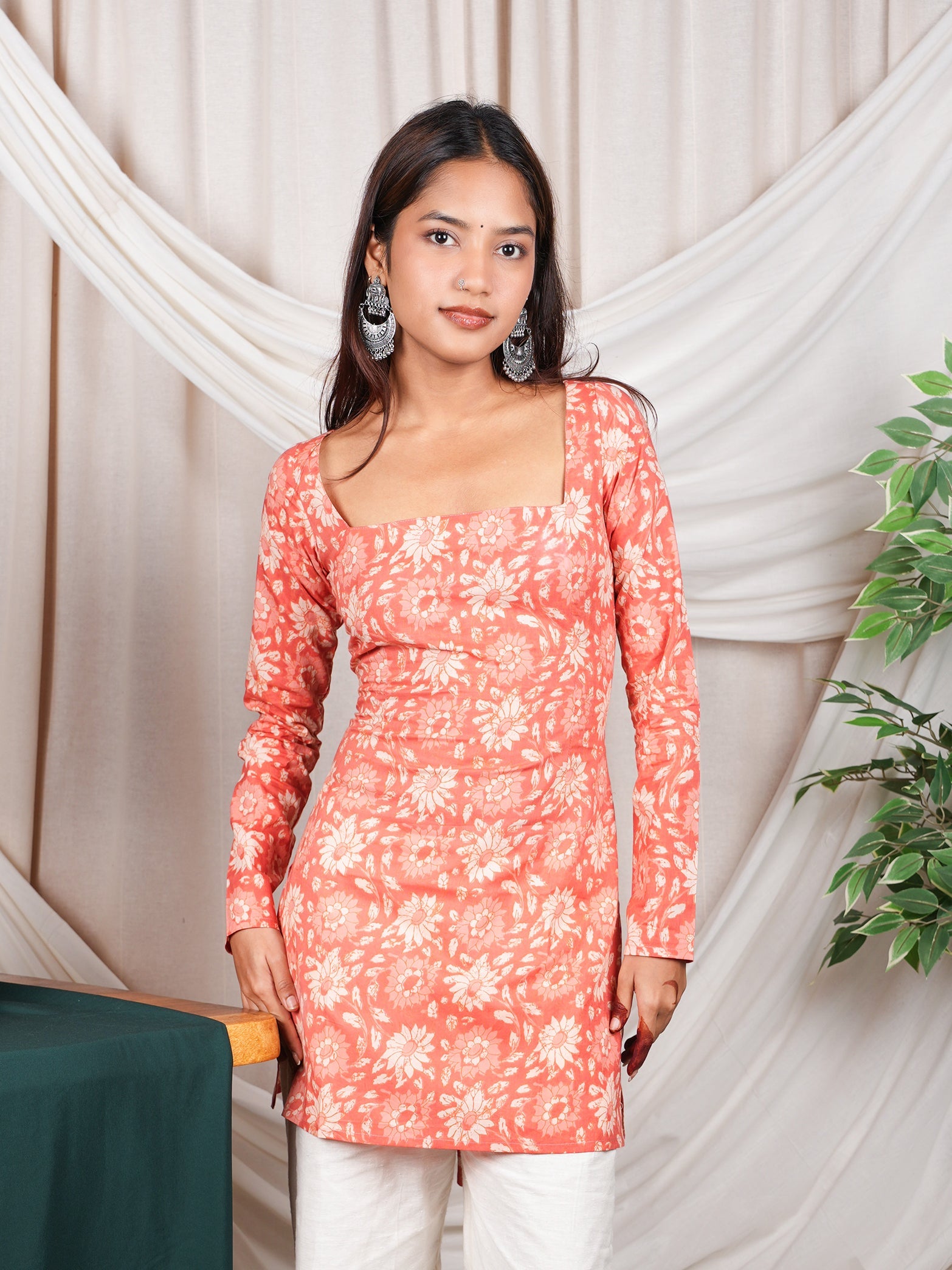 Ruhi Sleeved Corset Kurti