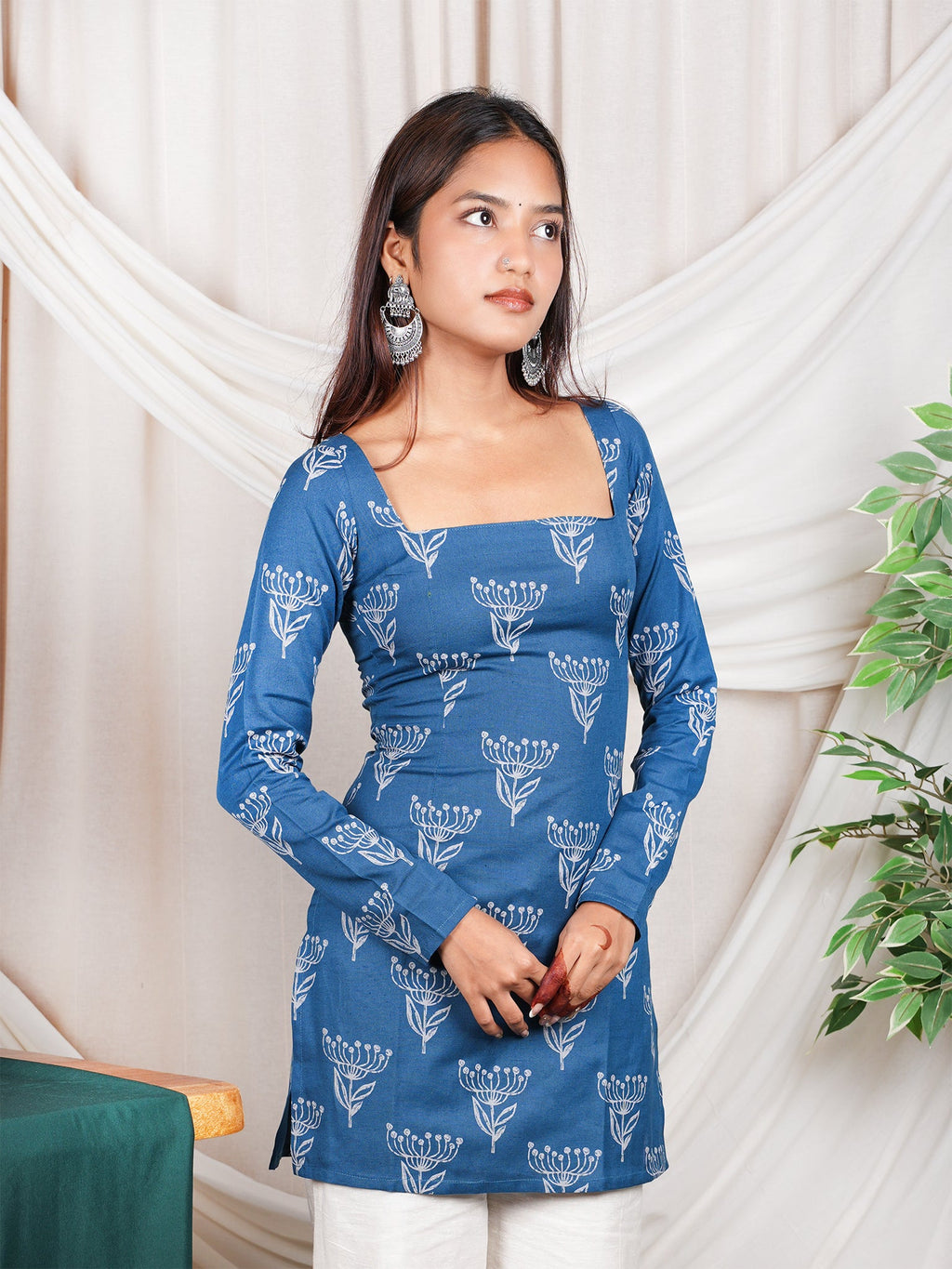 Reet Sleeved Corset Kurti Top