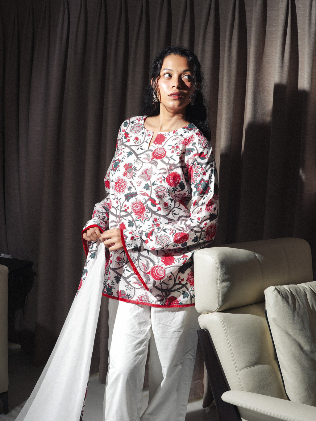 Parishad Farsi Pant Dupatta