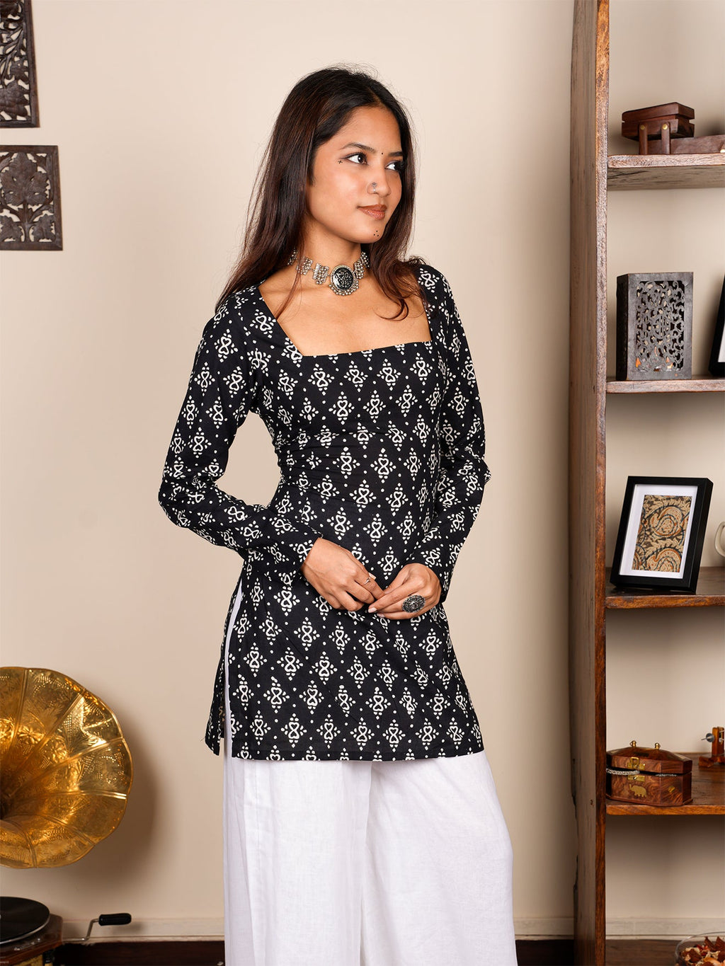 Anvi Sleeved Corset Kurti Top