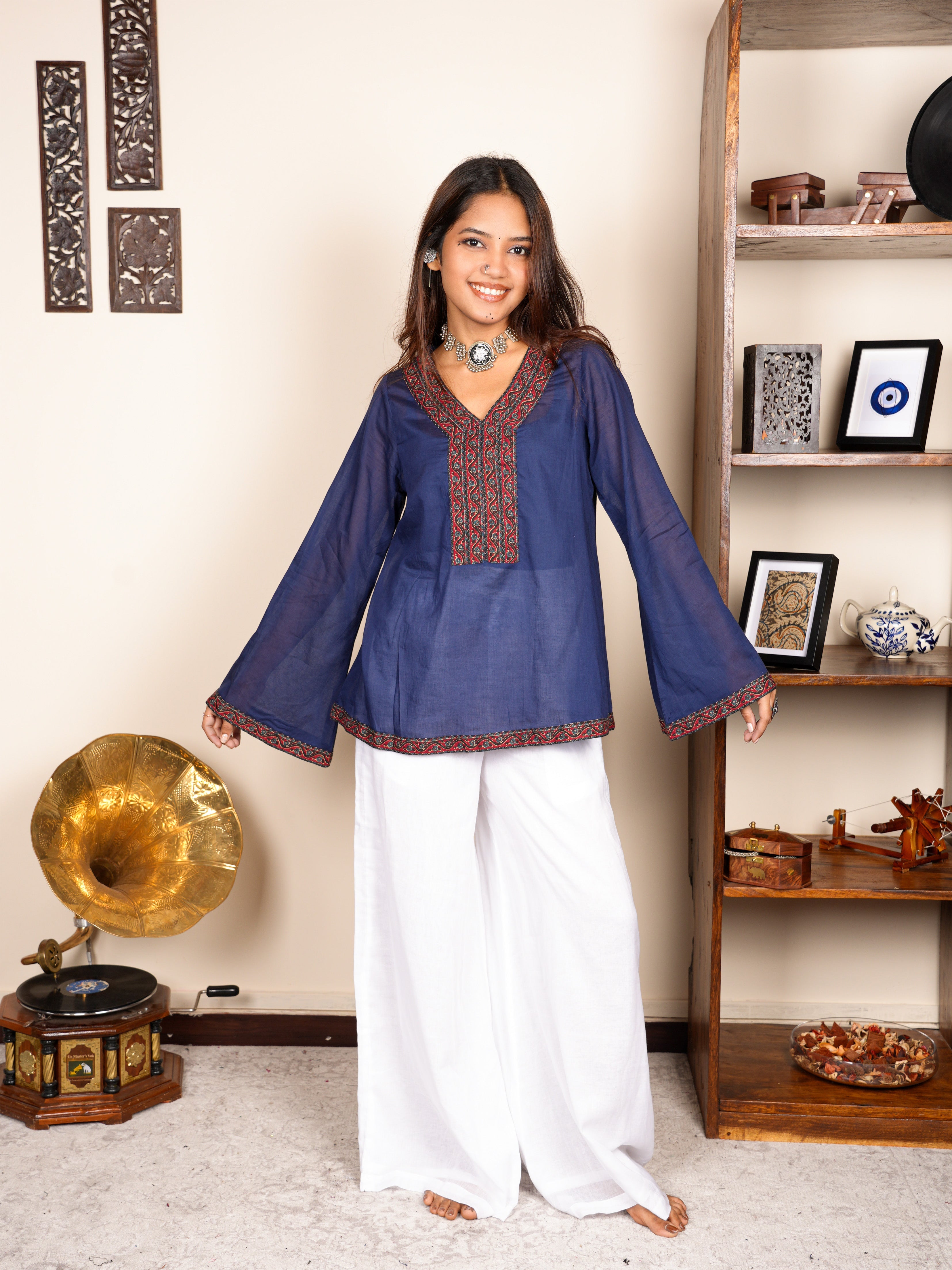 Sarayna Mul Cover-Up Kurti