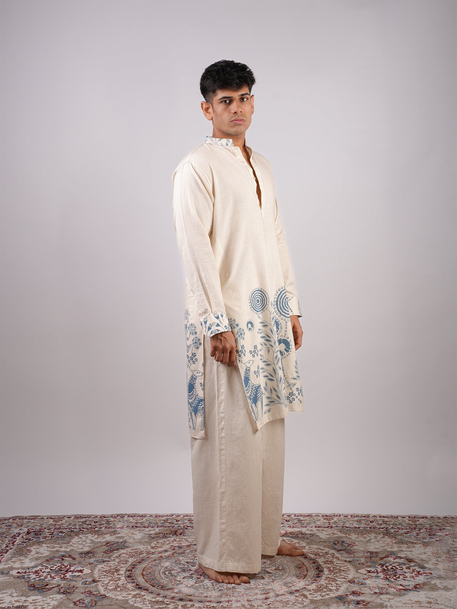 Sur Inverted Sleeves Long Kurta