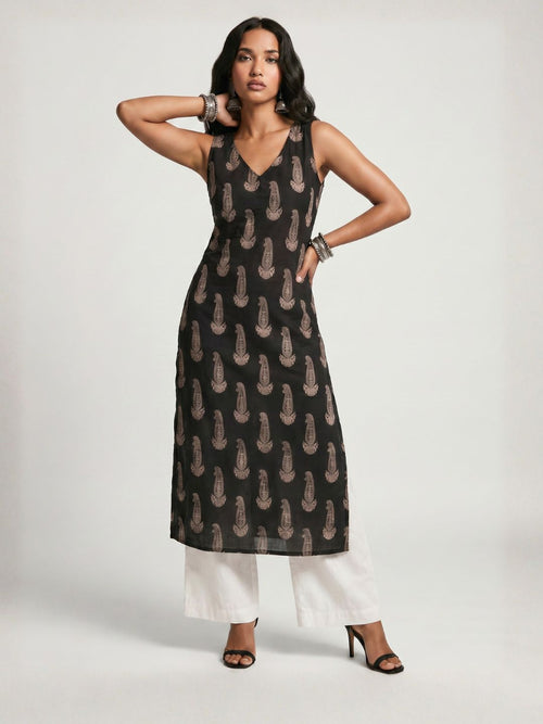 Arzoo V Neck V-Neck Kurti Top