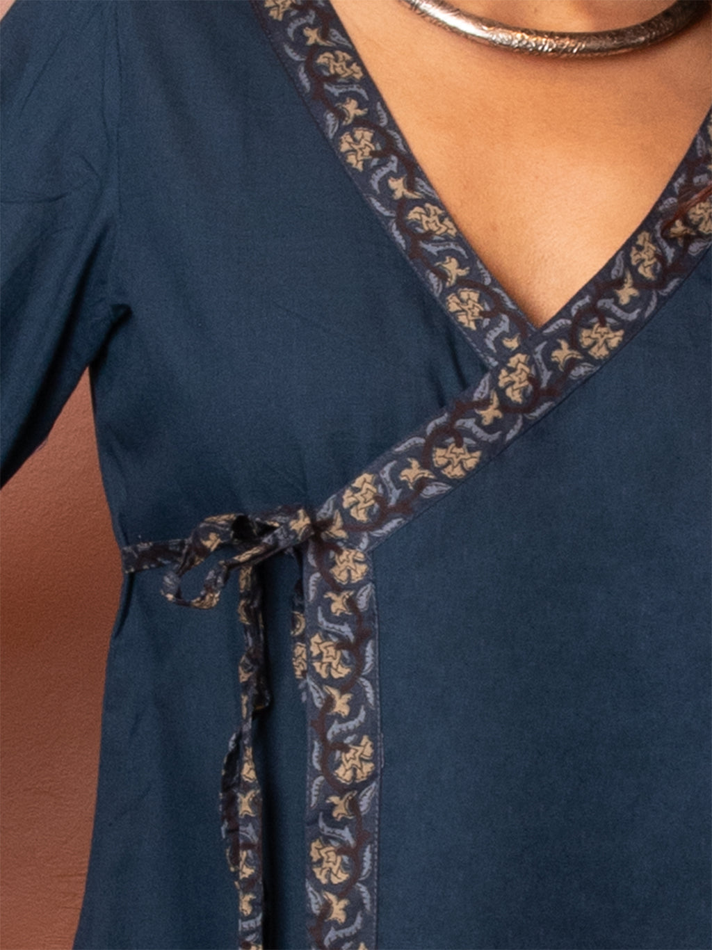 Soha Tie Up Structured Top