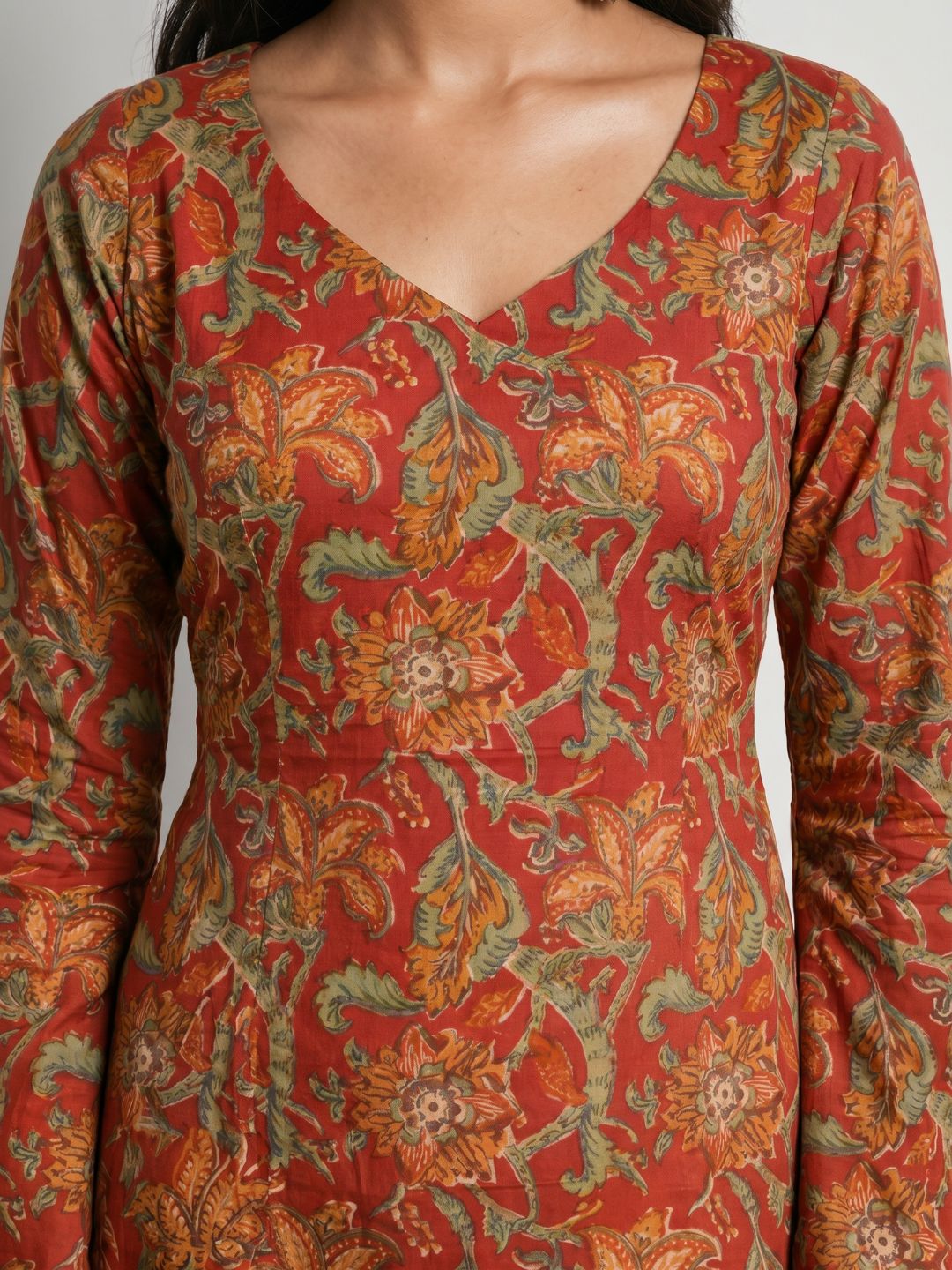 Kareen Backless Sleeved Corset Kurti Top