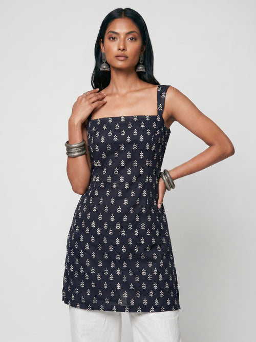 Nitara Wide Shoulder Strap Structured Kurti Top
