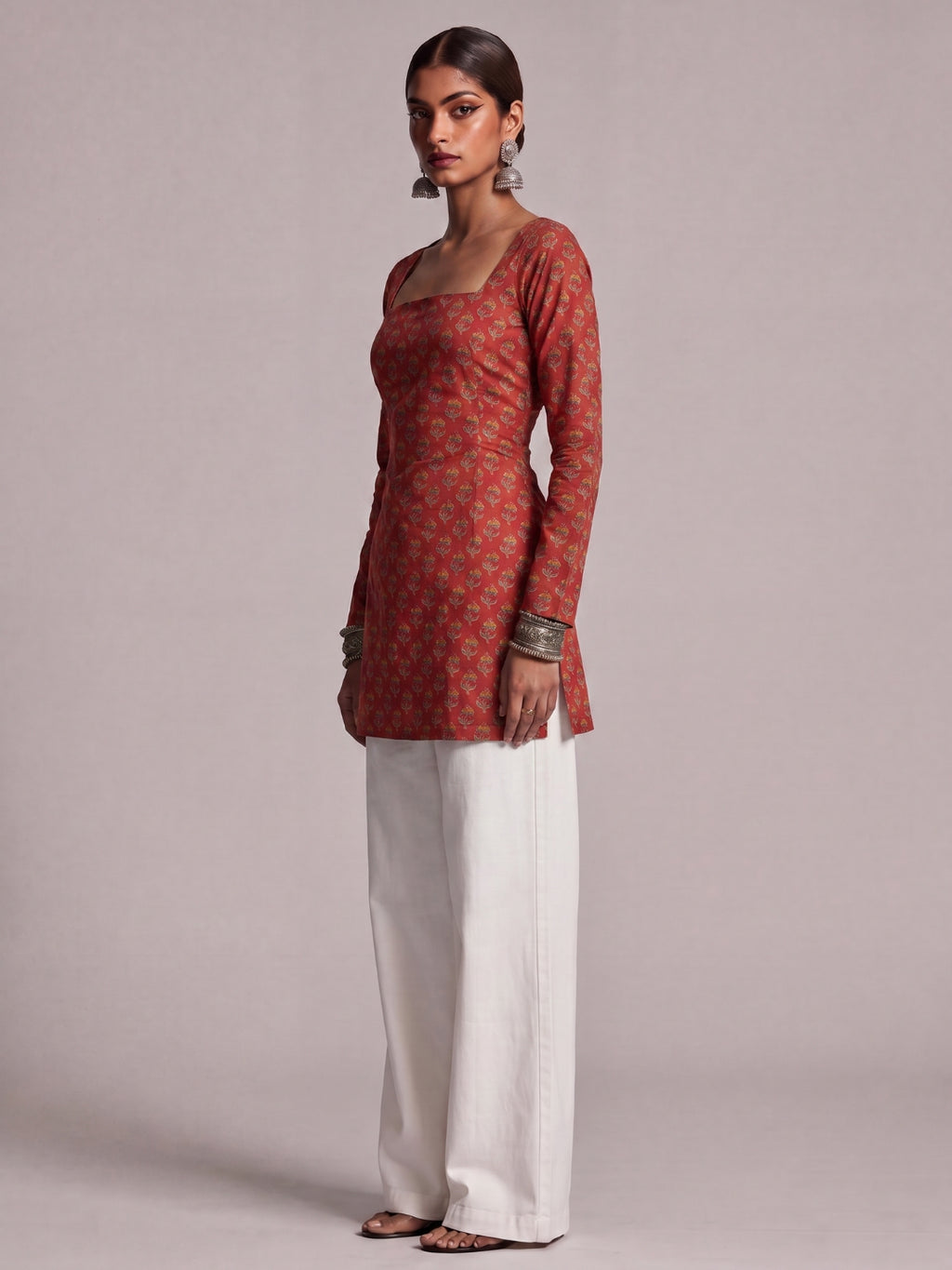 Ishara Sleeved Corset Kurti Top