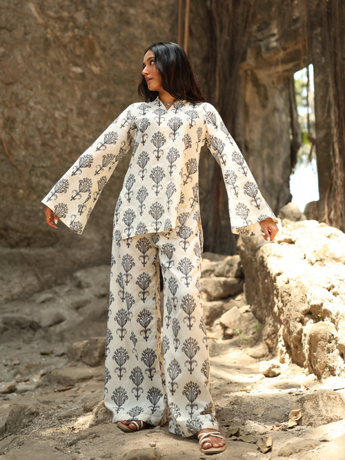 Yamini Cord