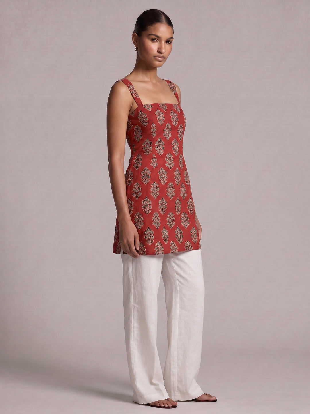 Anshika Wide Shoulder Strap Structured Kurti Top