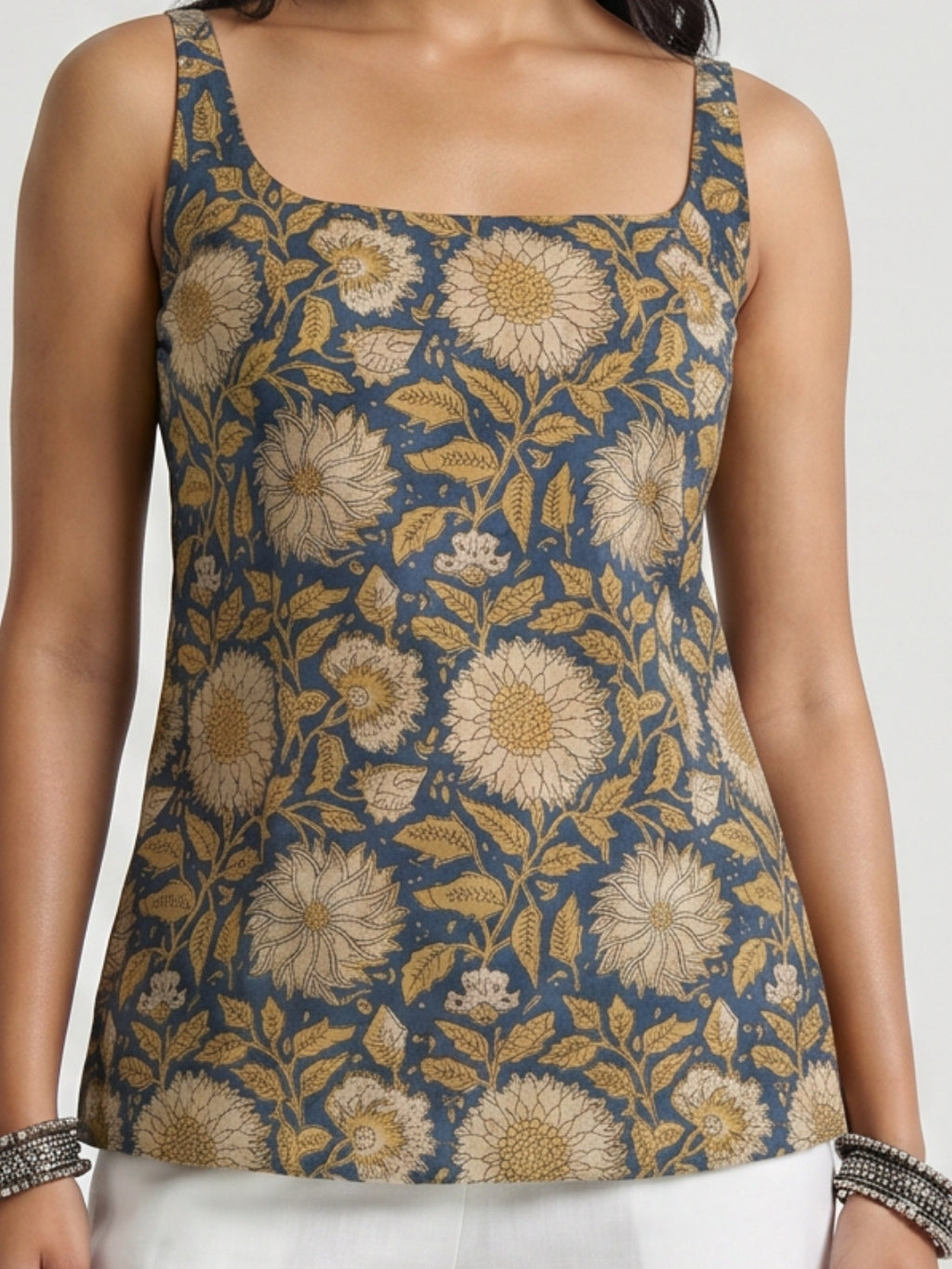 Suriya Open-Back Kurti Top