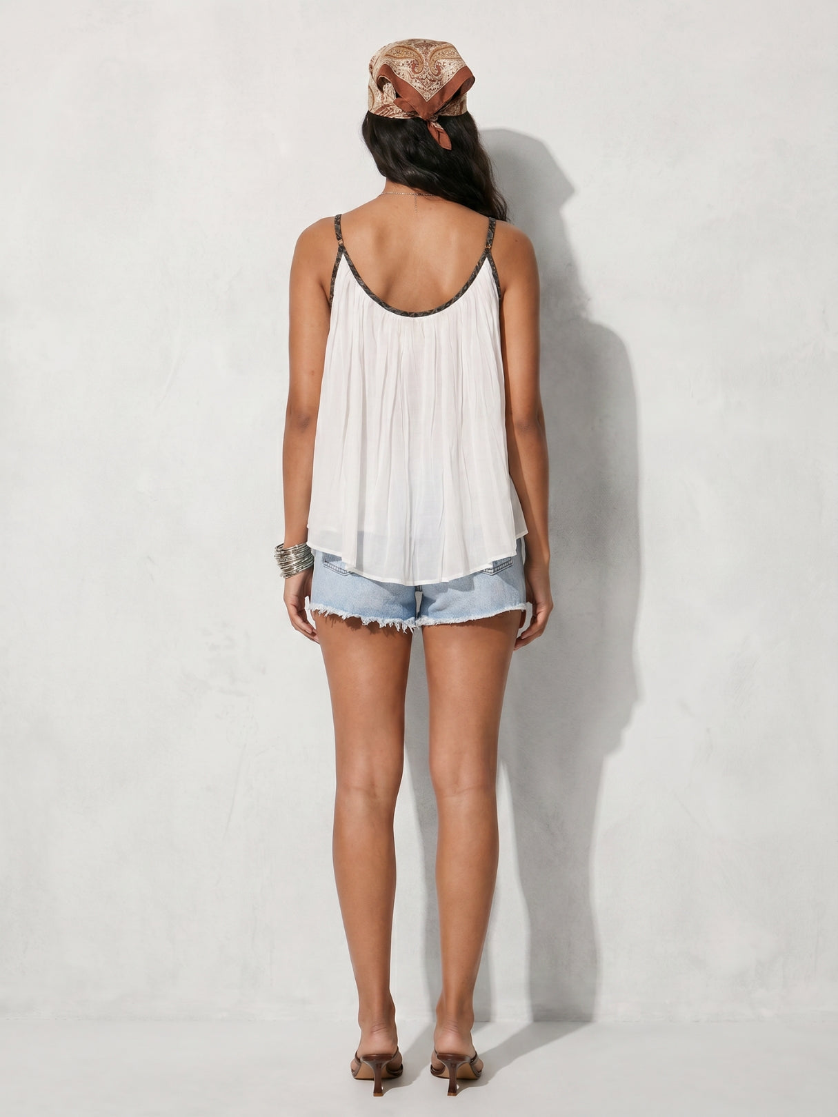 Zuri Top